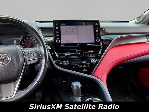 Used 2024 Toyota Camry XSE FWD image 9