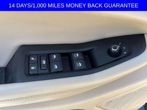 Used 2023 Jeep Grand Cherokee Limited RWD image 12