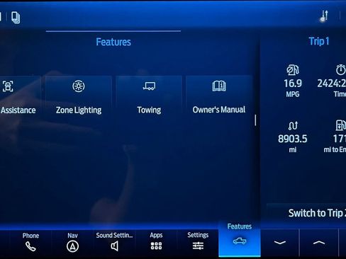 Used 2021 Ford F150 Lariat w/ Equipment Group 502A High AWD/4WD image 38