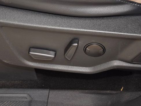 Used 2023 Ford Bronco Wildtrak AWD/4WD image 42