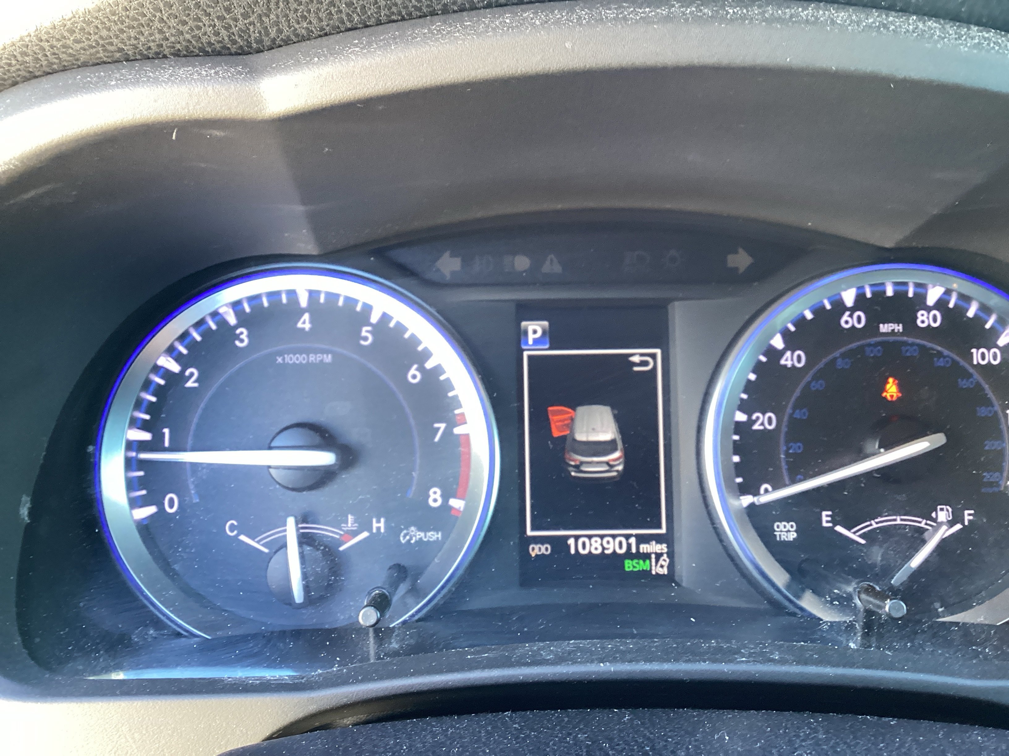 Used 2017 Toyota Highlander SE FWD image 20