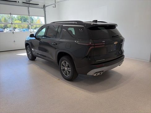 New 2026 Chevrolet Traverse LT w/ Driver Confidence Package image 4