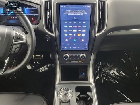 Certified 2024 Ford Edge ST-Line AWD/4WD image 22