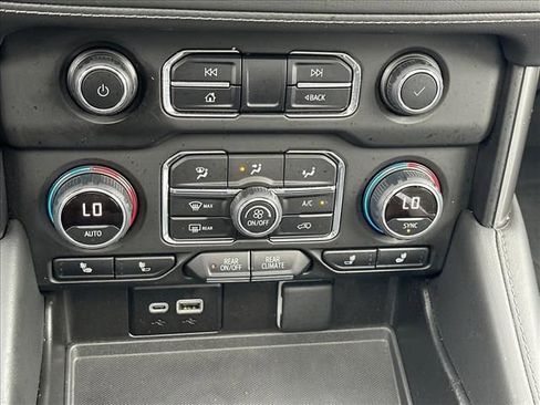 Certified 2023 Chevrolet Tahoe LT w/ LT Signature Package AWD/4WD image 31