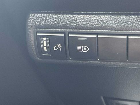 Used 2023 Toyota Corolla LE FWD image 23