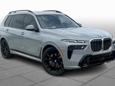 Used 2026 BMW X7 xDrive40i w/ M Sport Package image 2