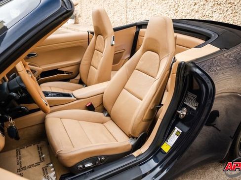 Used 2012 Porsche 911 Carrera image 4