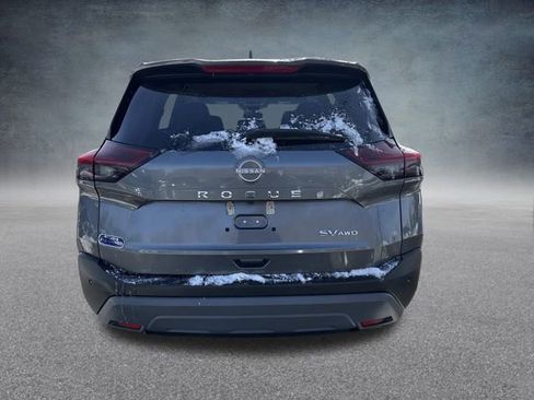 Used 2023 Nissan Rogue SV image 6