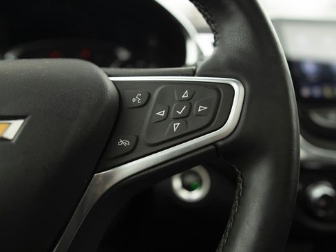 Used 2023 Chevrolet Equinox Premier image 7