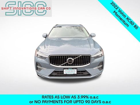 Used 2022 Volvo XC60 B5 Momentum AWD/4WD image 2