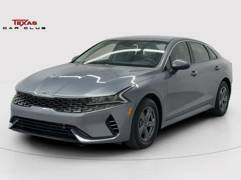 Used 2021 Kia K5 LX FWD image 4