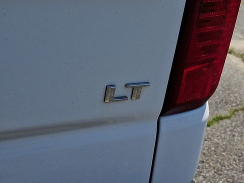 Certified 2024 Chevrolet Silverado 1500 LT AWD/4WD image 29
