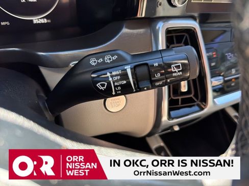 Used 2023 Kia Sorento SX image 30