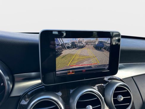 Used 2018 Mercedes-Benz C 300 Sedan image 26