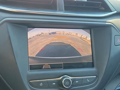 Used 2022 Chevrolet TrailBlazer LT image 25