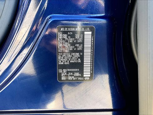 Used 2025 INFINITI QX80 Luxe RWD image 49
