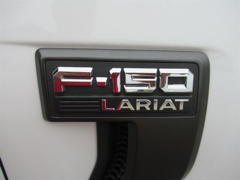 Used 2022 Ford F150 Lariat w/ Equipment Group 502A High image 10