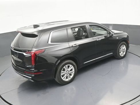 Used 2023 Cadillac XT6 Luxury image 56