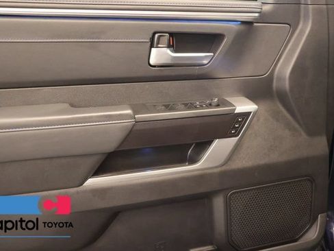 Used 2023 Toyota Tundra Platinum AWD/4WD image 9