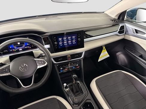 New 2026 Volkswagen Taos SE AWD/4WD image 23