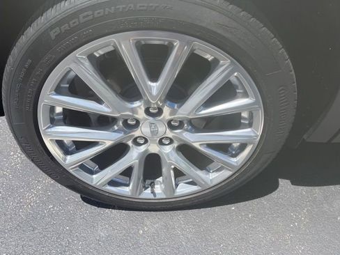 Used 2023 Cadillac XT4 Premium Luxury w/ Cold Weather Package AWD/4WD image 10