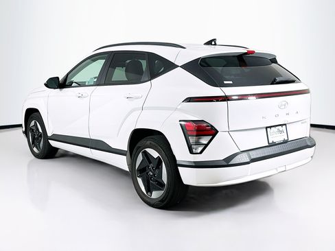 Used 2024 Hyundai Kona SEL FWD image 5