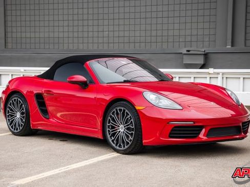 Used 2017 Porsche 718 Boxster S RWD image 30