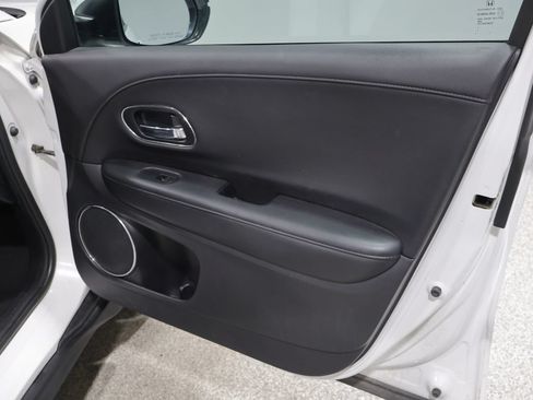 Used 2019 Honda HR-V EX-L image 26