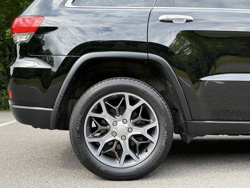 Used 2019 Jeep Grand Cherokee Limited w/ Luxury Group II AWD/4WD image 10