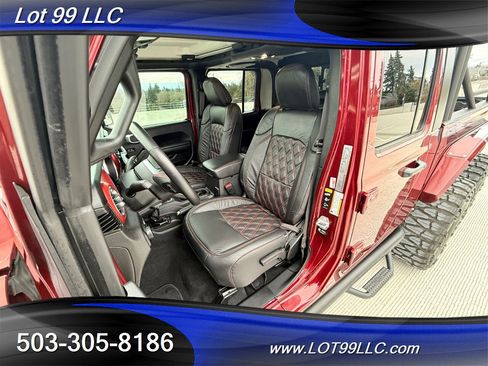 Used 2021 Jeep Gladiator Rubicon w/ Trailer Tow Package AWD/4WD image 3