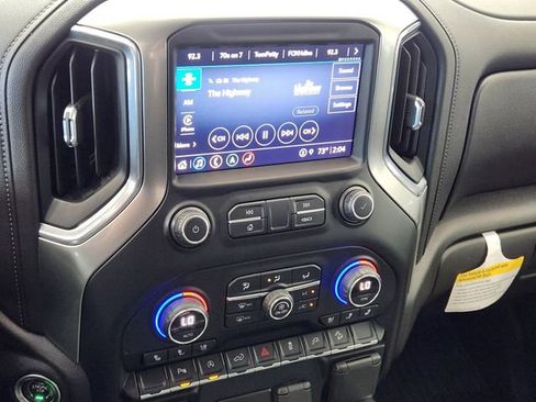 Certified 2021 Chevrolet Silverado 1500 LTZ AWD/4WD image 23