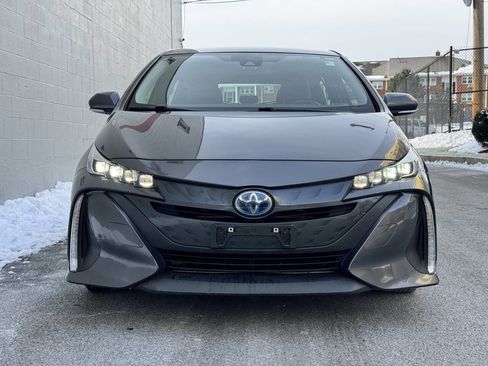 Used 2021 Toyota Prius Prime XLE w/ Carpet Mat Package (TMS) image 4