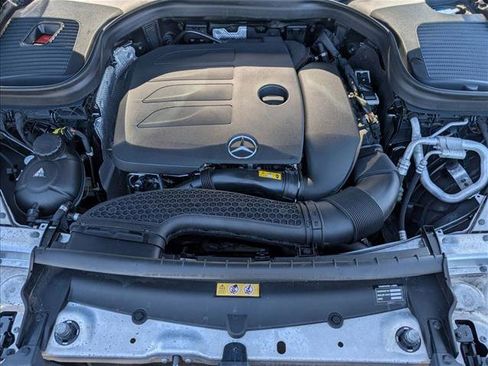 Used 2022 Mercedes-Benz GLC 300 image 24