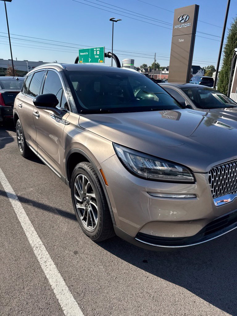 Used 2020 Lincoln Corsair FWD w/ Equipment Group 101A image 2