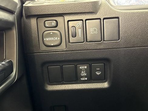 Used 2022 Toyota 4Runner SR5 Premium w/ Moonroof Package AWD/4WD image 35