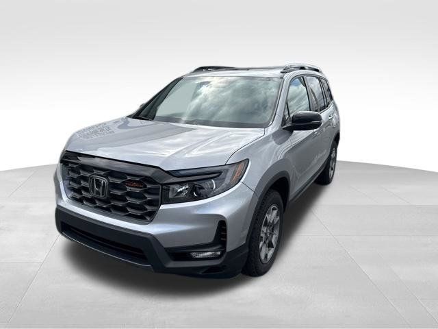 Used 2023 Honda Passport TrailSport image 4