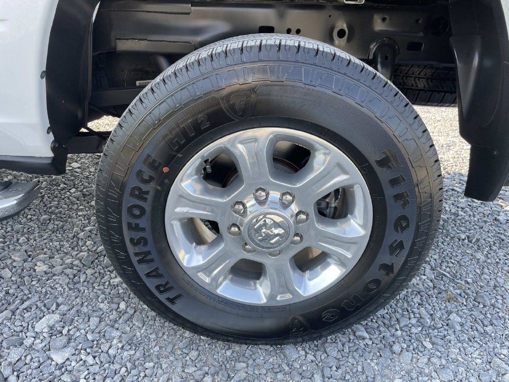Used 2026 RAM 2500 Big Horn AWD/4WD image 16