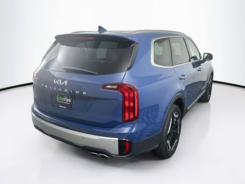Used 2024 Kia Telluride S FWD image 9