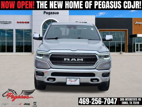 Used 2024 RAM 1500 Limited AWD/4WD image 6