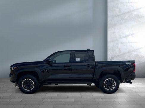 New 2026 Toyota Tacoma TRD Off-Road AWD/4WD image 3