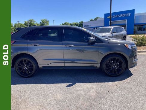 Used 2020 Ford Edge ST-Line FWD image 2