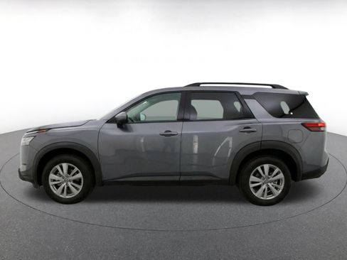 Used 2025 Nissan Pathfinder SV AWD/4WD image 10