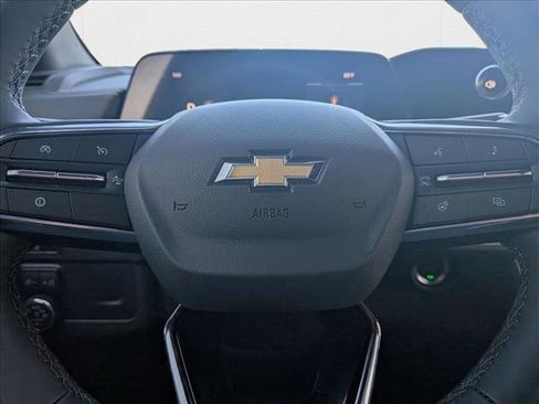 New 2025 Chevrolet Suburban Premier image 14