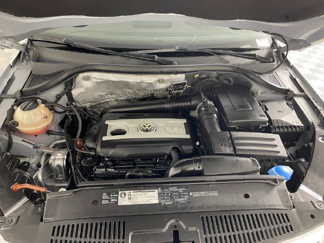 Used 2011 Volkswagen Tiguan S AWD/4WD image 18