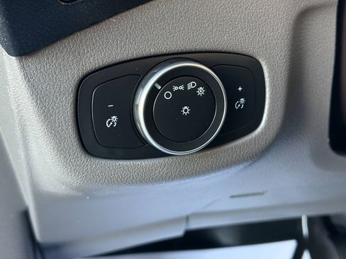 Used 2020 Ford Transit Connect XL FWD image 15