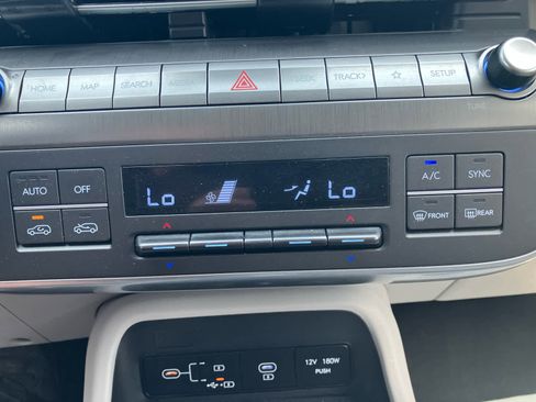 Used 2024 Hyundai Kona SEL AWD/4WD image 23