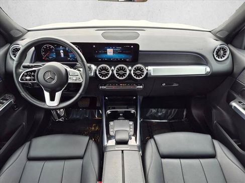 Certified 2023 Mercedes-Benz GLB 250 4MATIC image 19