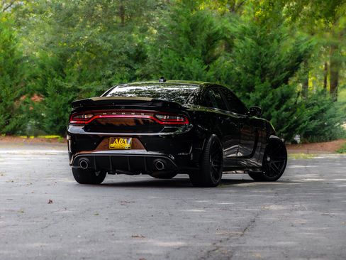 Used 2020 Dodge Charger Scat Pack w/ Daytona Edition Group RWD image 4