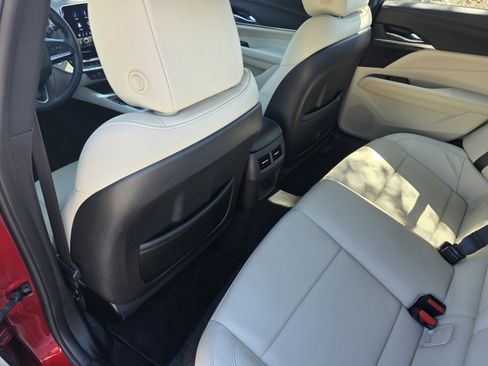 Used 2021 Cadillac CT4 Premium Luxury RWD image 15