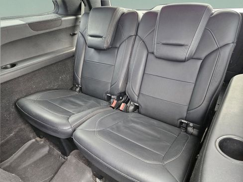Used 2017 Mercedes-Benz GLS 450 4MATIC image 30